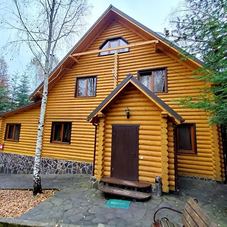 Lodge Gostynniy Dvir Коттеджи Migovo