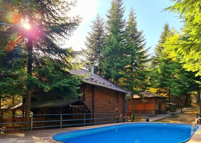 Alojamento de Turismo Selvagem Gostynniy Dvir In Forest *