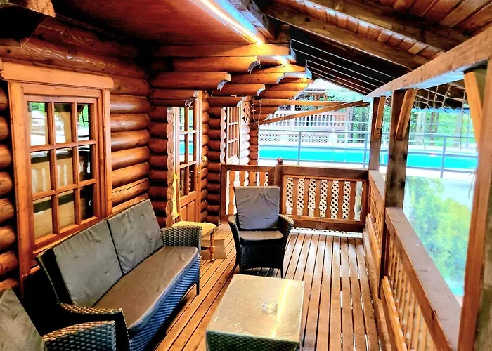 Gostynniy Dvir In Forest Alojamento de Turismo Selvagem Myhove