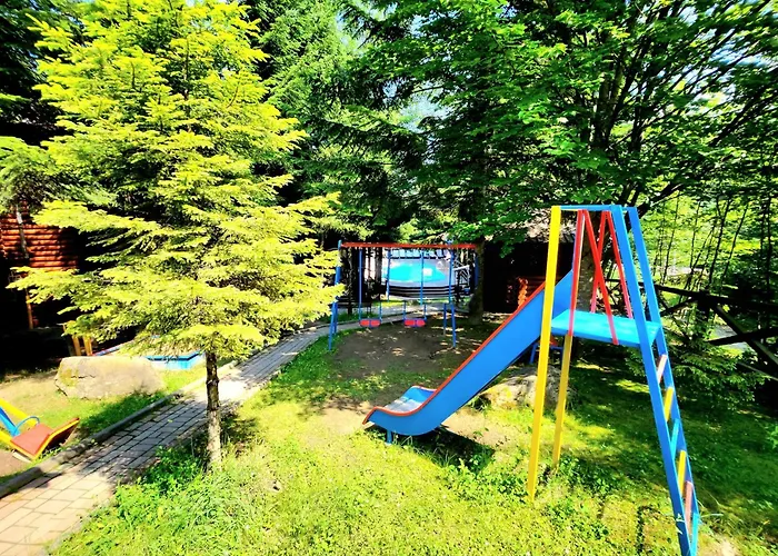 Gostynniy Dvir In Forest Myhove