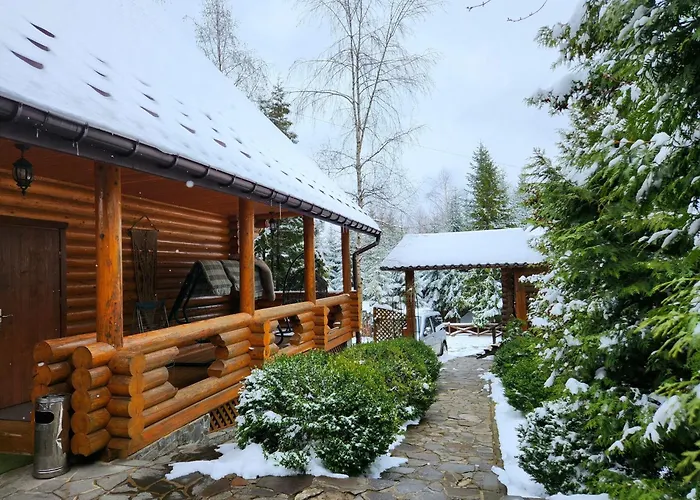 Gostynniy Dvir In Forest Myhove