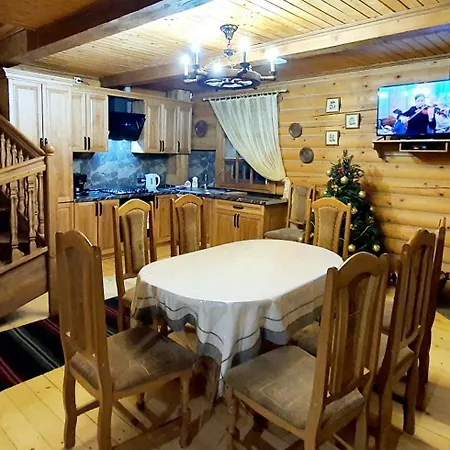 Lodge Gostynniy Dvir In Forest Коттеджи *