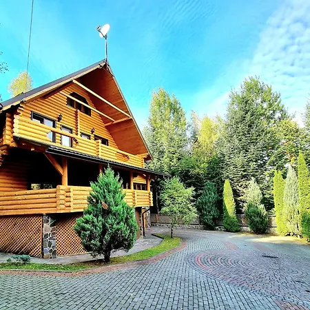 Gostynniy Dvir In Forest Коттеджи Migovo